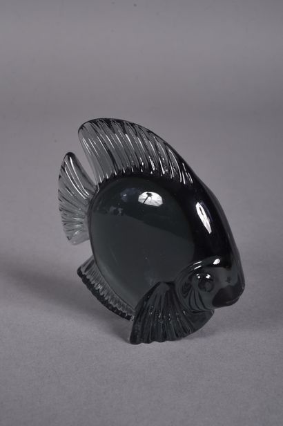 DAUM France. Subject in black-tinted crystal...