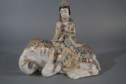 Japan, Meiji period
Two glazed stoneware...