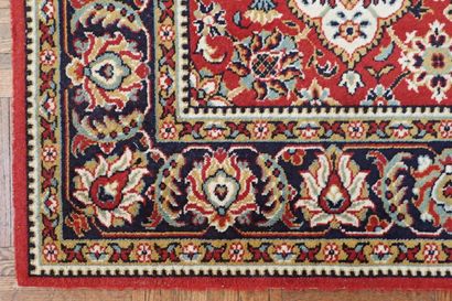 Large mechanical wool rug with floral motifs...
