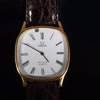 OMEGA. Omega men's wristwatch. Case in 18k...