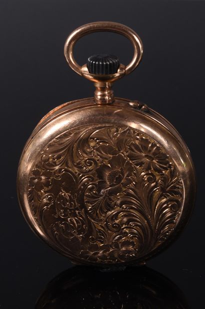 Pocket watch in 18K yellow gold, white enamel...