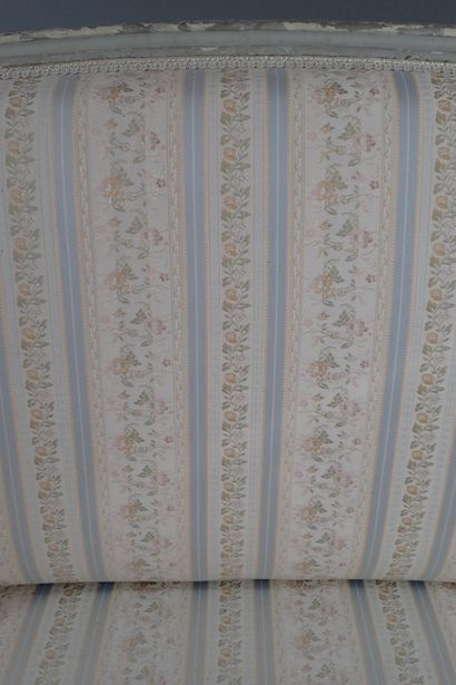Grey reupholstered wood canapé corbeille...