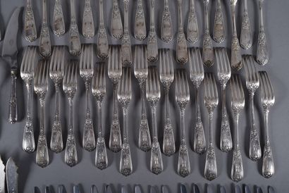 Silver dinner service with rich scroll, laurel...