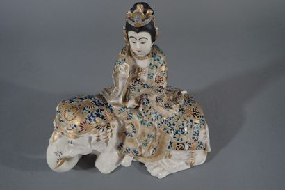 Japan, Meiji period
Two glazed stoneware...