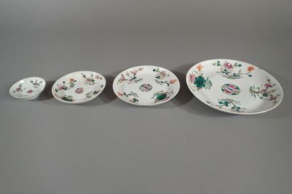 China, late 19th century
Suite of four plates...