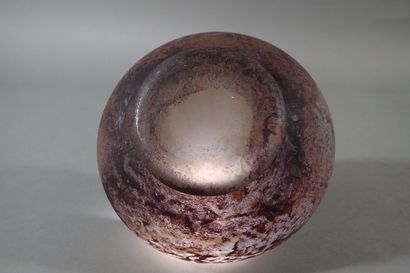 DAUM Nancy. Small bowl in orange and violet...