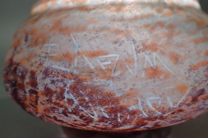 DAUM Nancy. Small bowl in orange and violet...
