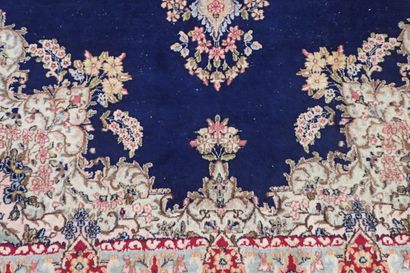 Very large blue, beige and red Oriental wool...