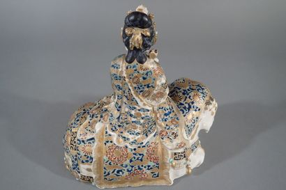 Japan, Meiji period
Two glazed stoneware...