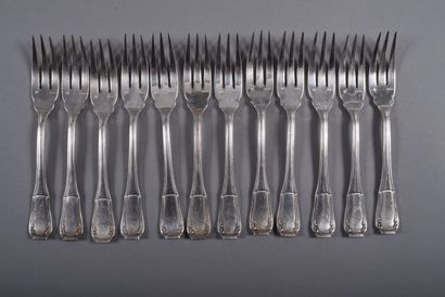 BOULENGER. A silver-plated household set,...