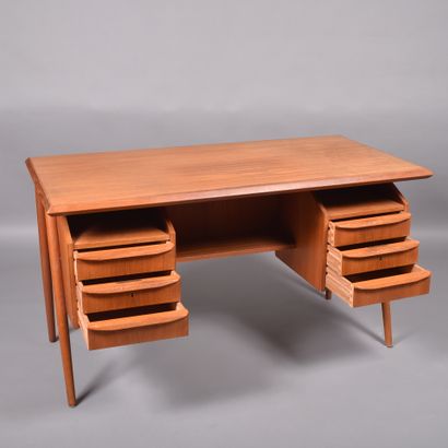 Gunnar Nielsen TIBERGAARD (20th century)....