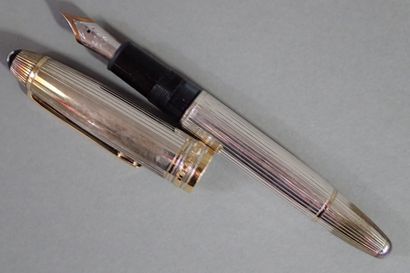 MONTBLANC. Meisterstuck fountain pen in 925/1000...
