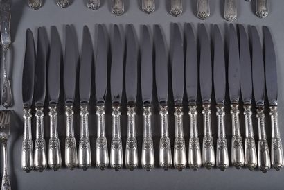 Silver dinner service with rich scroll, laurel...