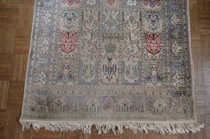 Entirely handmade Oriental rug in wool and...