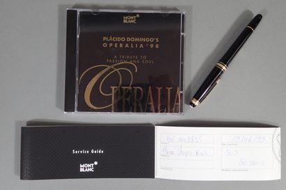 MONTBLANC. Set of two Meisterstuck fountain...