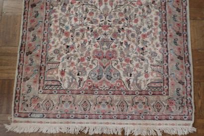 Handmade velvet Pakistan rug, cotton warp...