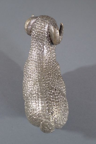 Japan, circa 1900
Bronze okimono, depicting...