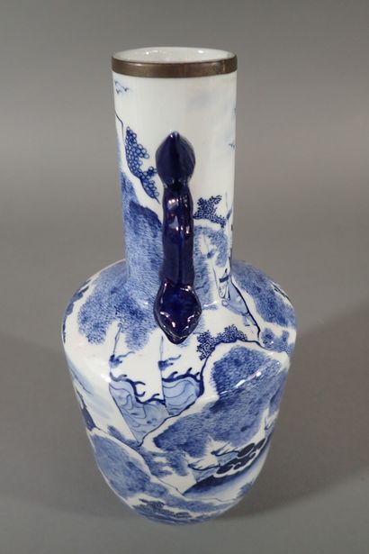 Vietnam, 1st half-mid 20th century
Blue-white...