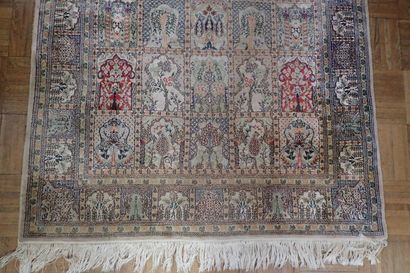 Entirely handmade Oriental rug in wool and...