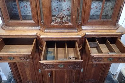 Two-body sideboard with central recess in...