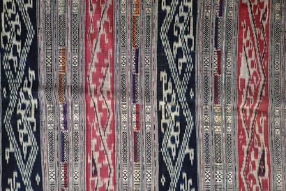 Laos, 20th century
Lot of five Lao-Thai ethnic...