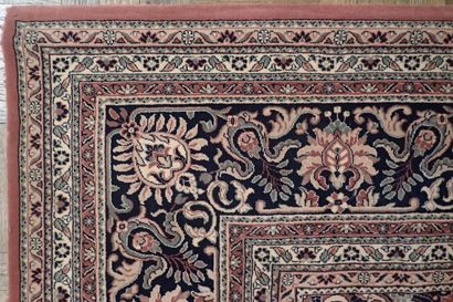Large mechanical wool carpet with floral...