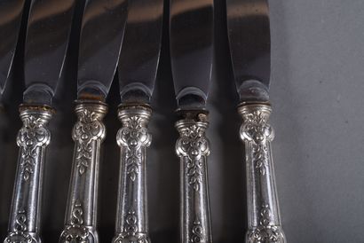 Silver dinner service with rich scroll, laurel...