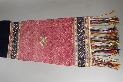 Laos, 20th century
Lot of five Lao-Thai ethnic...