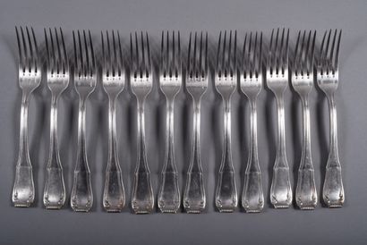 BOULENGER. A silver-plated household set,...
