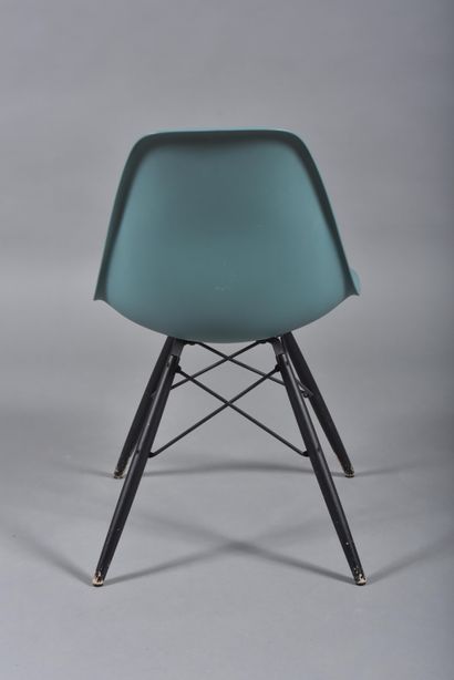 Charles (1907-1978) Ray EAMES (1913-1988)...