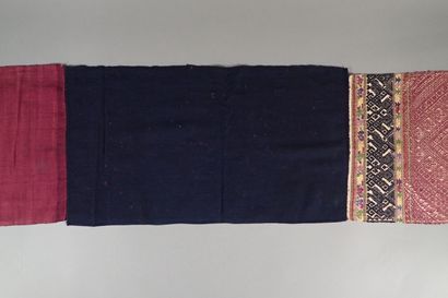 Laos, 20th century
Lot of five Lao-Thai ethnic...