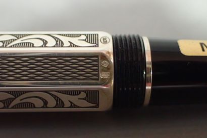 MONTBLANC. Black and silver resin fountain...