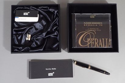 MONTBLANC. Set of two Meisterstuck fountain...
