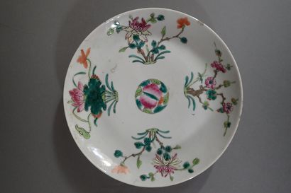 China, late 19th century
Suite of four plates...