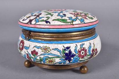 LONGWY. Circular ceramic bonbonnière in Longwy...