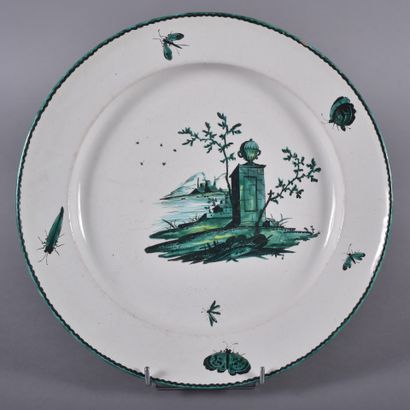 MARSEILLE. Circular earthenware dish in green...