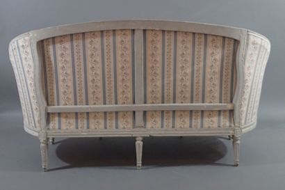 Grey reupholstered wood canapé corbeille...