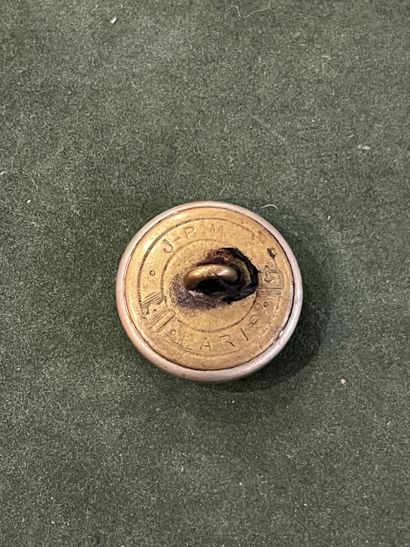 ORL. Bouton de gilet de l’équipage d’Alosse...