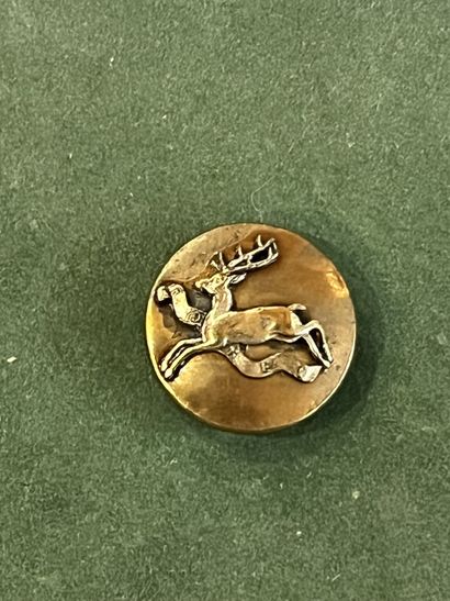 BOURG. Bouton de gilet du Marquis de Mac...