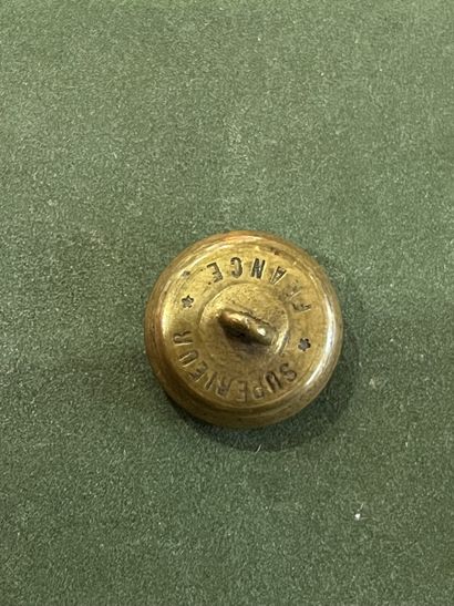 POI. Bouton de gilet de l’équipage de Beaupuy...