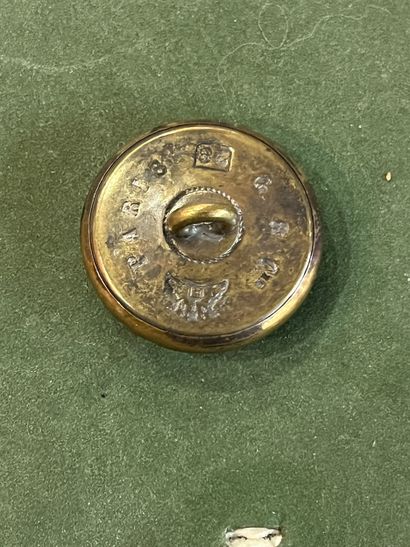 FC. Bouton de tenue du vautrait du Taillis...