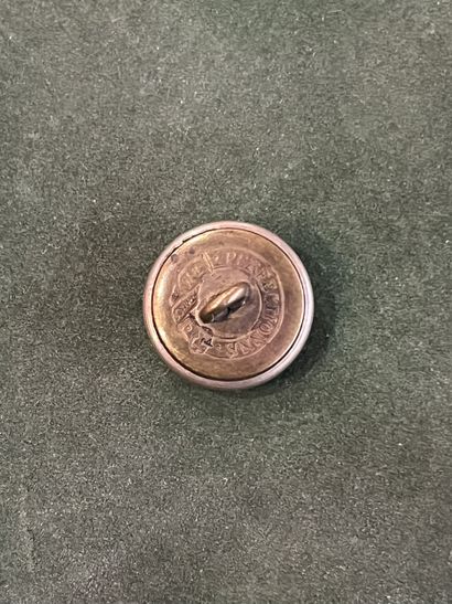IDF. Bouton de gilet de l’équipage de Bois...