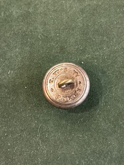 IDF. Bouton de gilet de la Société de chasse...