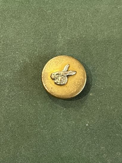 POI. Bouton de gilet de l’équipage de Beaupuy...