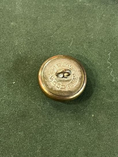 ANJ. Bouton de gilet de l’équipage Bouchet...