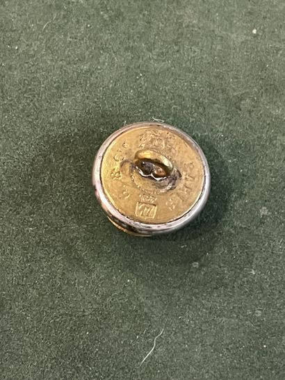 SAIN. Bouton de gilet de l’équipage Nouailher...