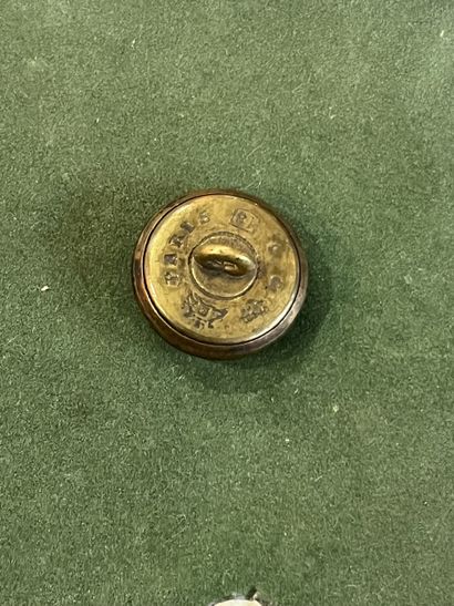 FC. Bouton de gilet du vautrait du Taillis...