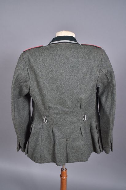 All. Vareuse de sous officier d’un régiment...