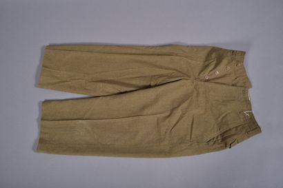 Pantalon en laine moutarde avec spécification...