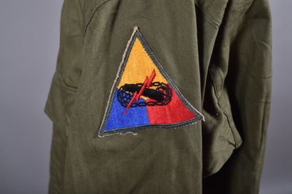 US- Veste HBT OD7 à deux poches de poitrine...